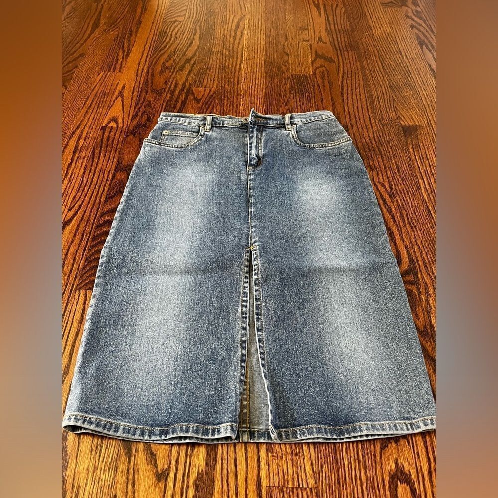 Buffalo size 29 Jean Denim Skirt Mid Length Center Front Slit